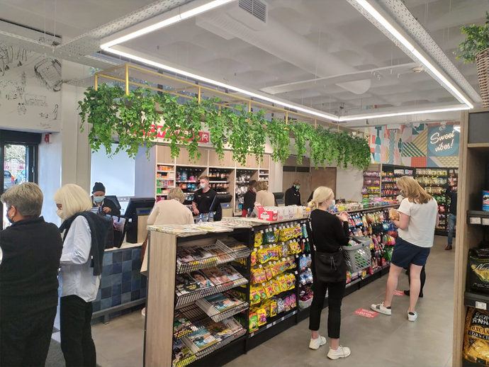 Illuminating Paul Roos Spar